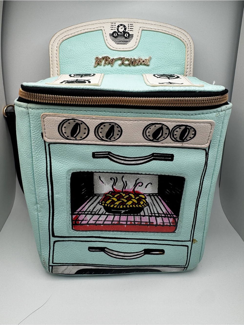 Rare Betsey Johnson Gimme Some L’Oven Mint Oven Kitsch Crossbody Bag AS IS